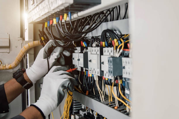 Best Circuit Breaker Repair  in Edwardsville, KS